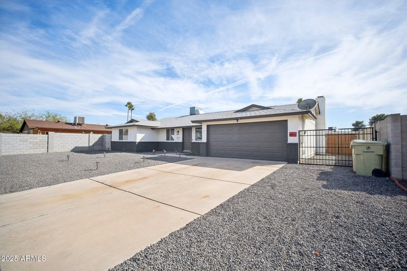 6123 W Karen Lee Ln, Glendale, AZ 85306