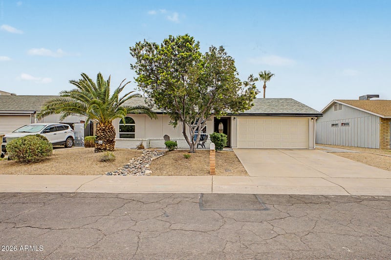 6123 W Nancy Rd, Glendale, AZ 85306