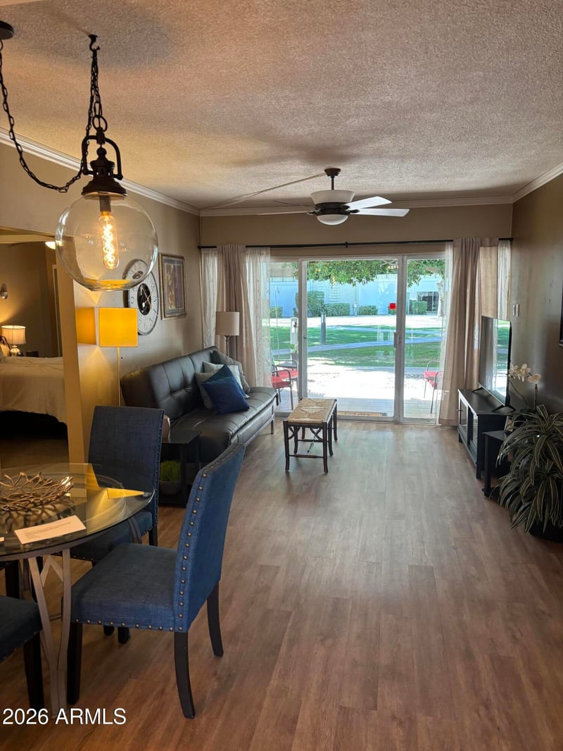 6125 Indian School Rd #194, Scottsdale, AZ 85251