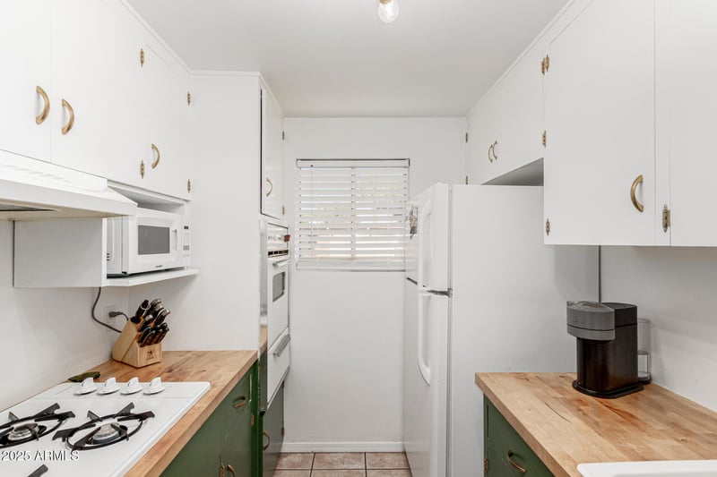 6125 Indian School Rd #213, Scottsdale, AZ 85251