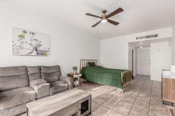 6125 Indian School Rd #213, Scottsdale, AZ 85251