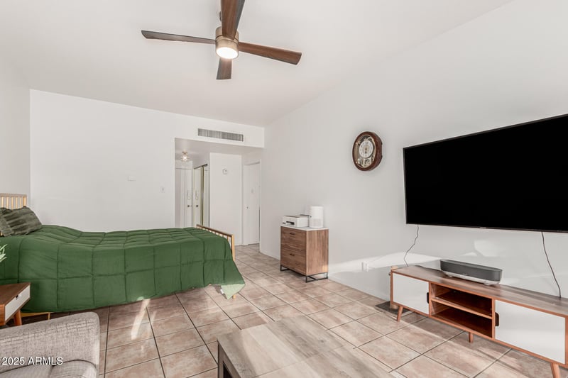 6125 Indian School Rd #213, Scottsdale, AZ 85251