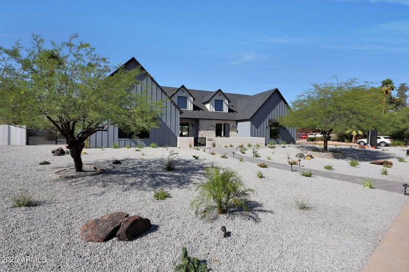 6126 E Charter Oak Rd, Scottsdale, AZ 85254