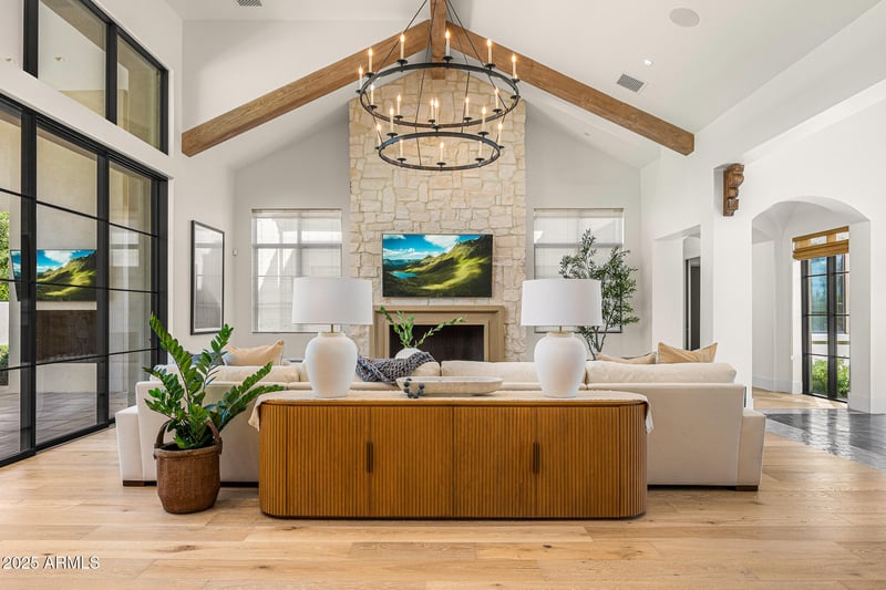 6126 Joshua Tree Ln, Paradise Valley, AZ 85253