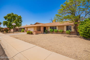 6128 Columbine Dr, Glendale, AZ 85304