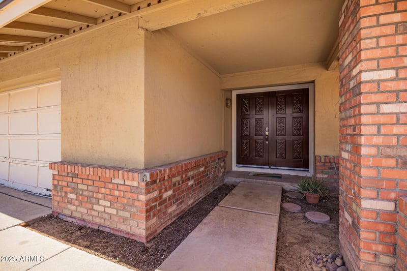 6128 Columbine Dr, Glendale, AZ 85304