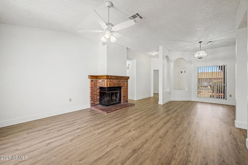 6128 E Cicero St, Mesa, AZ 85205