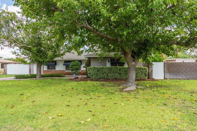 6129 N 11th Ave, Phoenix, AZ 85013