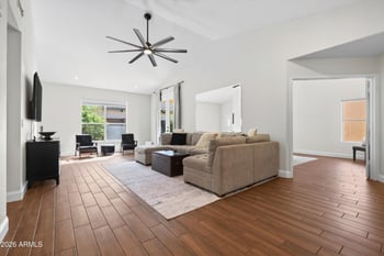 613 E Devon Dr, Gilbert, AZ 85296