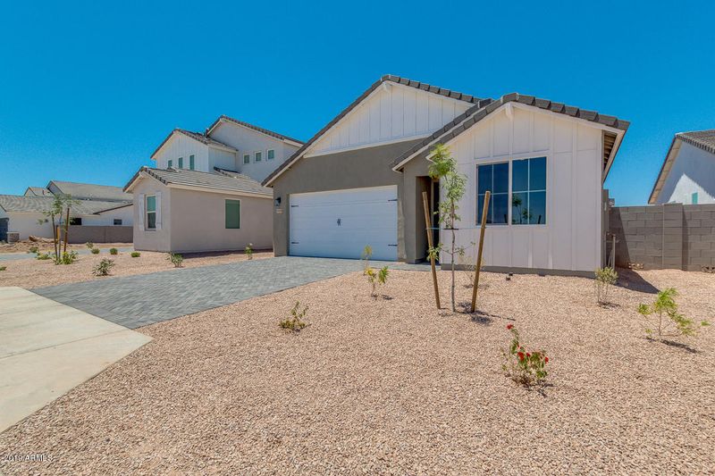 613 E Vail Ln, San Tan Valley, AZ 85140