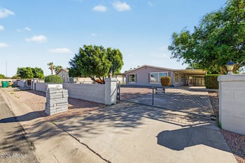 613 S Ellsworth Rd, Mesa, AZ 85208