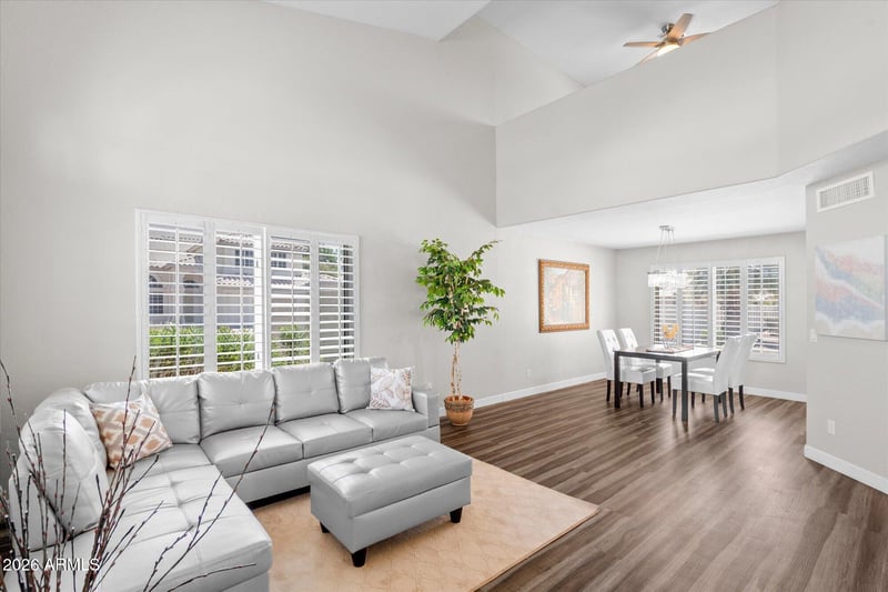 613 W Sereno Dr, Gilbert, AZ 85233