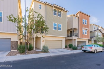 613 Winchester Dr, Chandler, AZ 85286