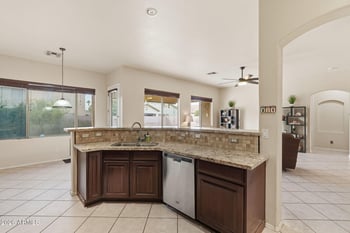 6130 Kimberlee Way, Chandler, AZ 85249