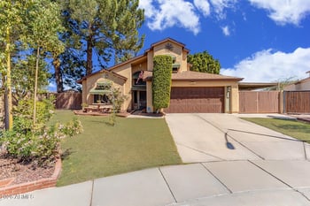 6131 Crocus Dr, Glendale, AZ 85306