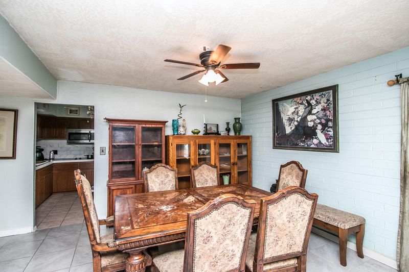 6131 W Colter St, Glendale, AZ 85301