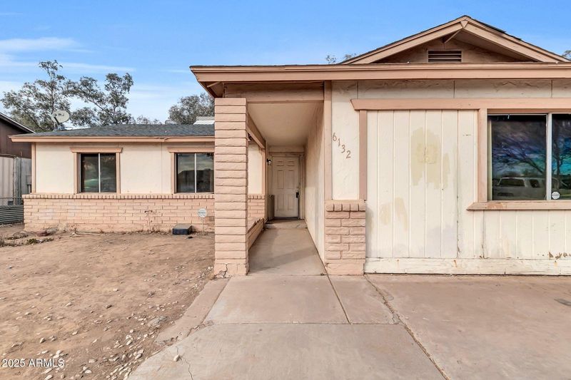 6132 W Windsor Ave, Phoenix, AZ 85033