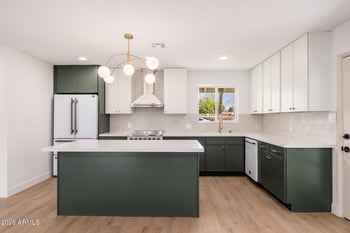 6134 9th St, Phoenix, AZ 85014