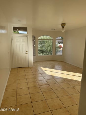6135 Navajo Dr, Glendale, AZ 85302