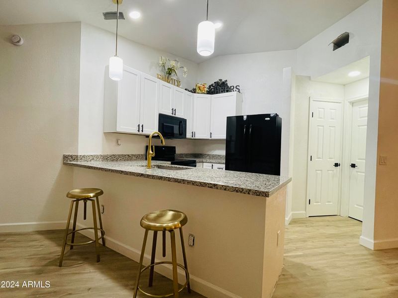 6135 W Belleview St, Phoenix, AZ 85043