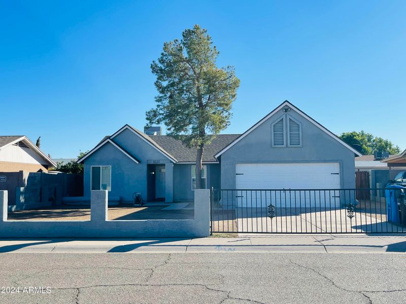 6135 W Belleview St, Phoenix, AZ 85043