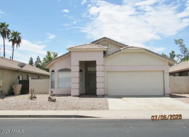 6135 Navajo Dr, Glendale, AZ 85302