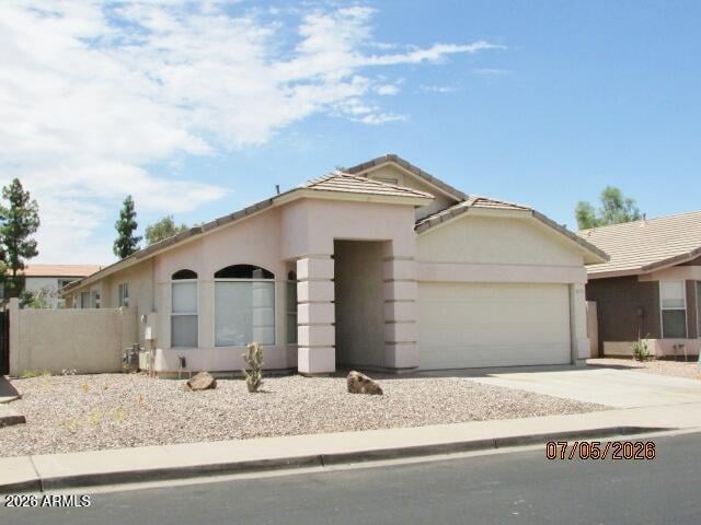 6135 Navajo Dr, Glendale, AZ 85302