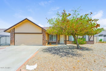 6136 Evergreen St, Mesa, AZ 85205