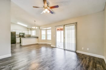 6136 Evergreen St, Mesa, AZ 85205