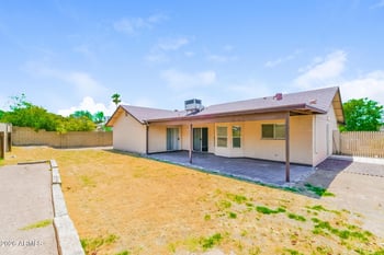 6136 Evergreen St, Mesa, AZ 85205