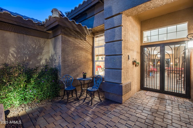6136 W Louise Dr, Glendale, AZ 85310