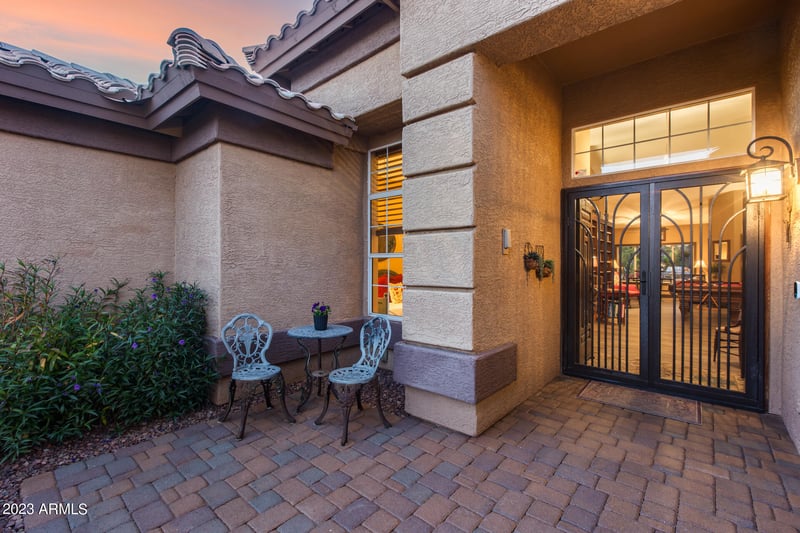 6136 W Louise Dr, Glendale, AZ 85310