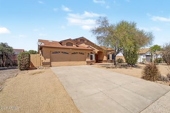 6138 Paradise Ln, Glendale, AZ 85306