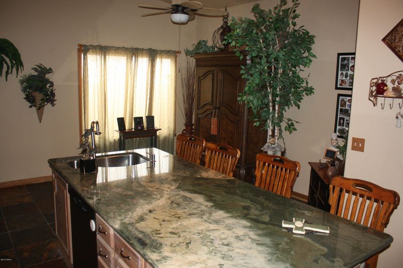 6139 E Quartz Cir, Mesa, AZ 85215