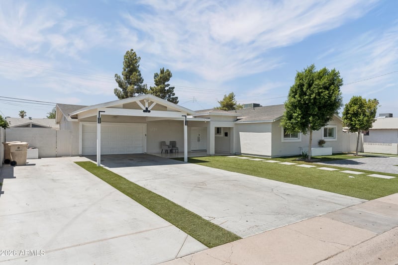 6139 Colter St, Glendale, AZ 85301