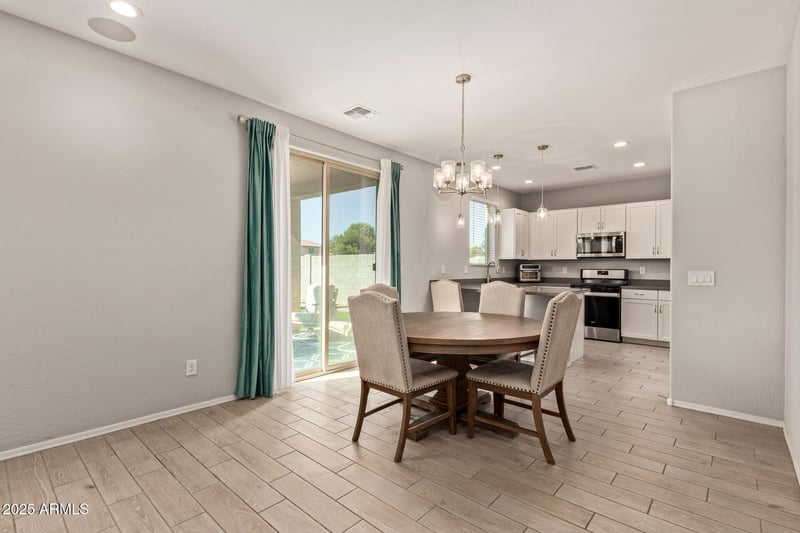 614 110th Dr, Avondale, AZ 85323