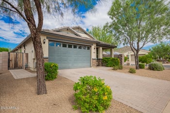 614 Brisa Dr, Phoenix, AZ 85085