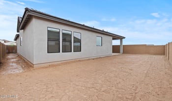 614 Greenback Dr, San Tan Valley, AZ 85140