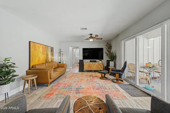 614 Macdonald --, Mesa, AZ 85201