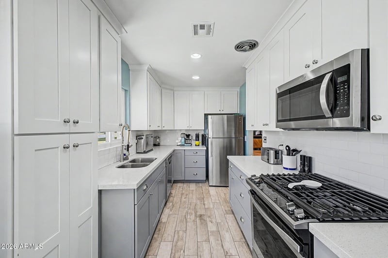 614 Macdonald --, Mesa, AZ 85201