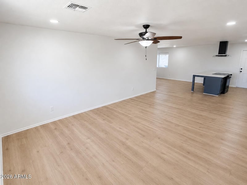 614 Mulberry St, Buckeye, AZ 85326
