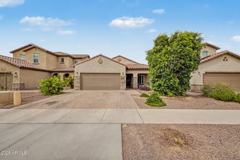 614 W Kerry Ln, Phoenix, AZ 85027