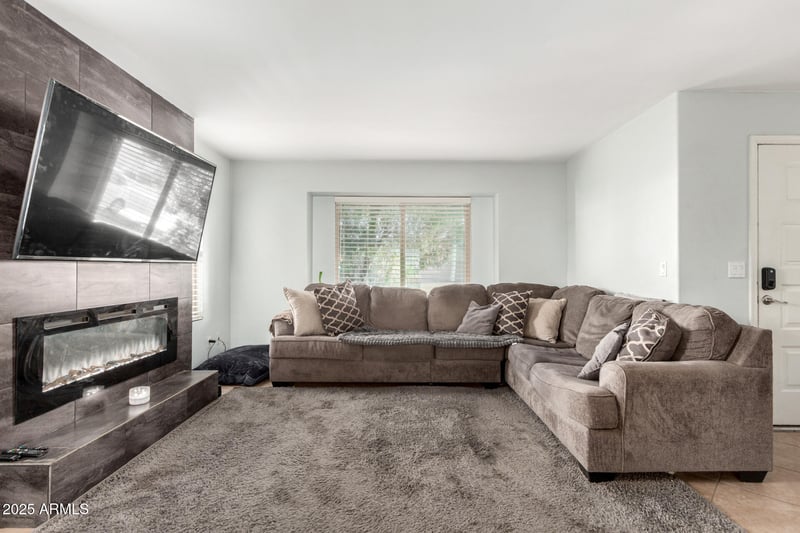 6140 Caribe Ln, Glendale, AZ 85306