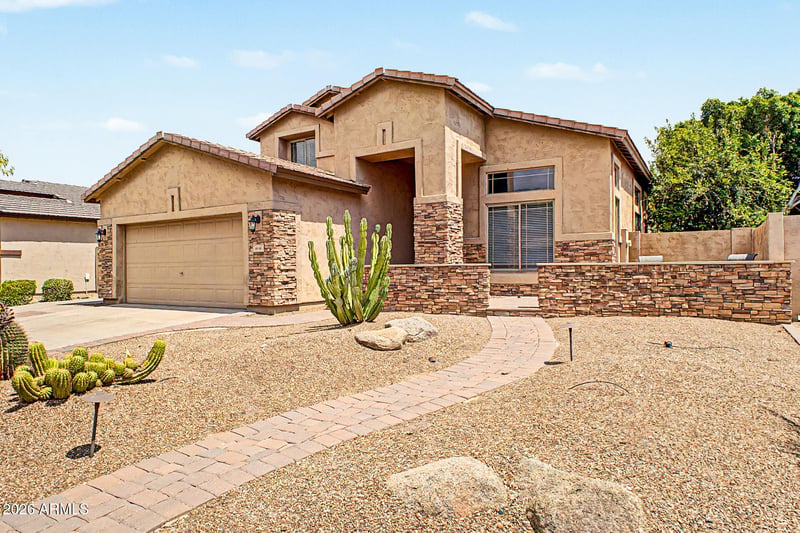 6140 Oraibi Dr, Glendale, AZ 85308