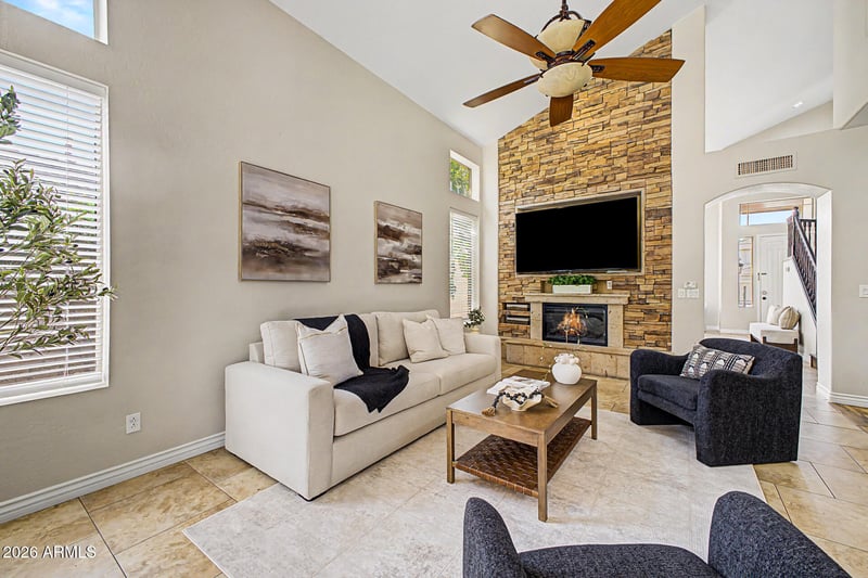 6140 Oraibi Dr, Glendale, AZ 85308