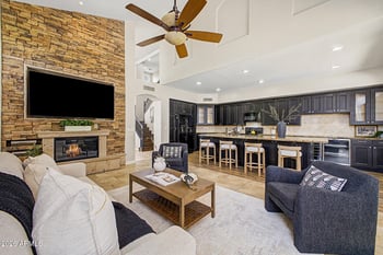 6140 W Oraibi Dr, Glendale, AZ 85308