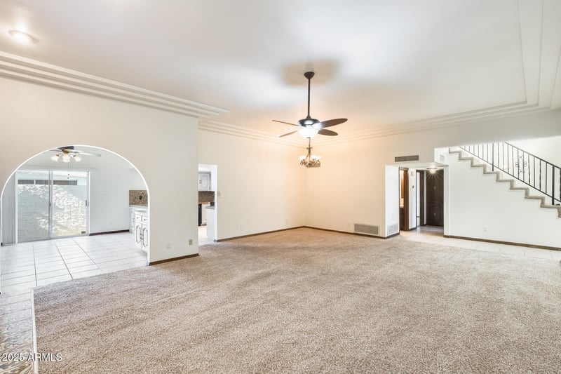 6142 13th St, Phoenix, AZ 85014