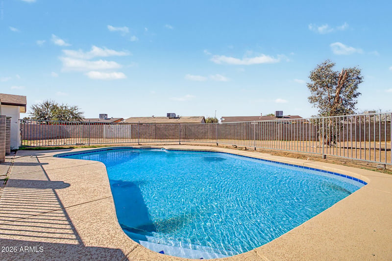 6142 W Cypress St, Phoenix, AZ 85035
