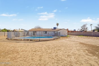 6142 Cypress St, Phoenix, AZ 85035