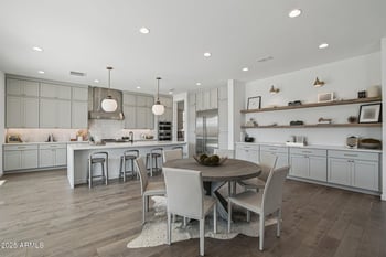 6143 Waller Ln, Phoenix, AZ 85054